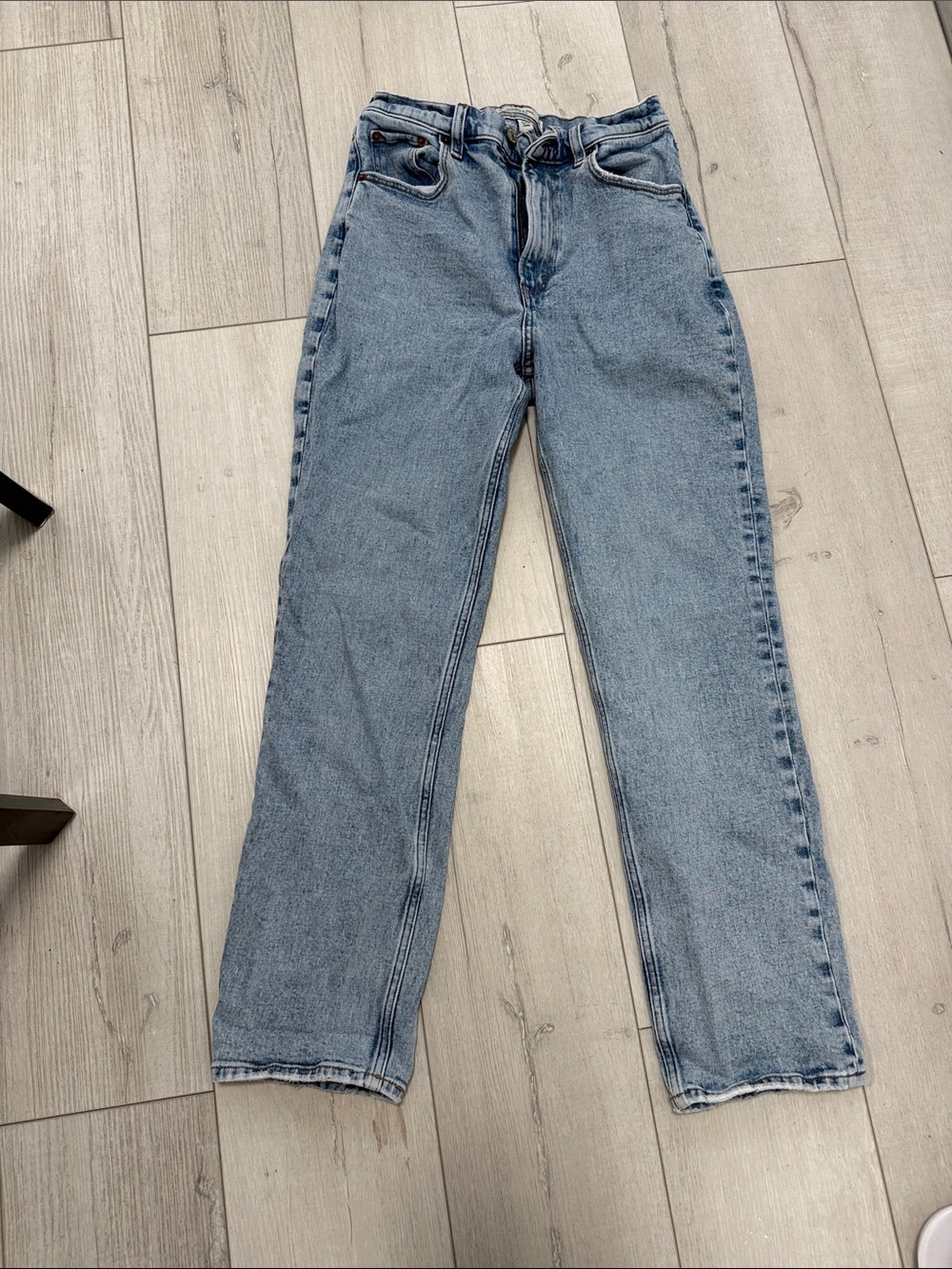 Abercrombie & Fitch Ankle Straight High Rise Jeans